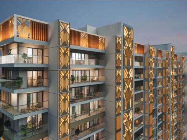 Resale | 3.5 BHK + Study Room 2500 Sq.Ft. Apartment in Godrej Tropical Isle