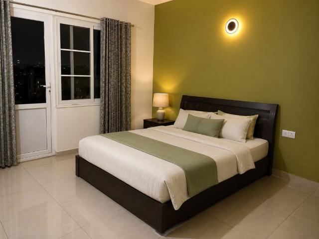 Resale | 3.5 BHK + Study Room 2300 Sq.Ft. Apartment in SNN Raj Lakeview