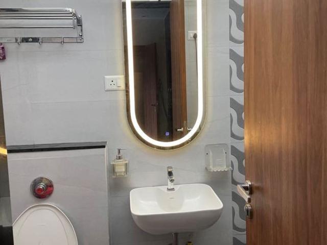 Resale | 3 BHK 1040 Sq.Ft. Apartment in VTP HiLife