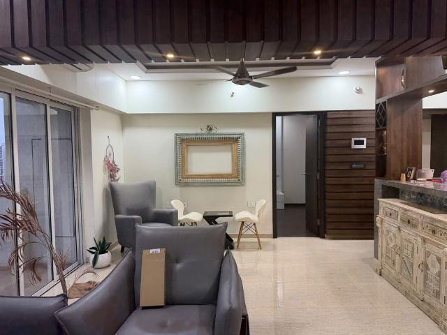 Resale | 3 BHK + 1042 Sq.Ft. Apartment in Urban Skyline Phase 2
