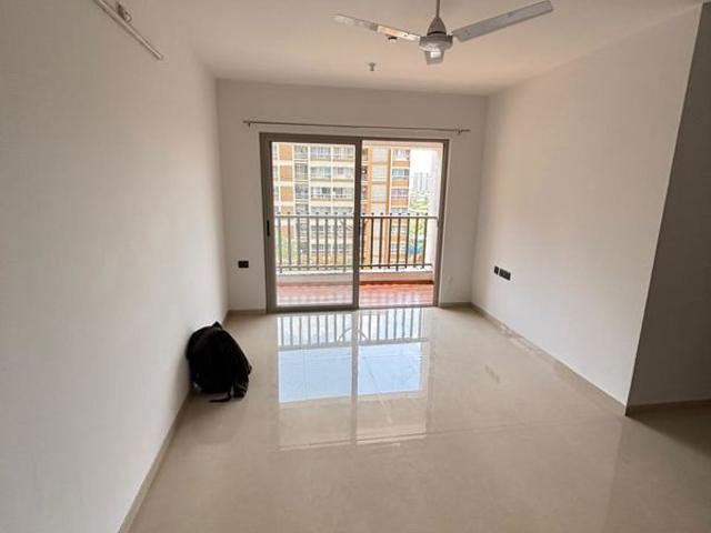 Resale | 3 BHK + 1047 Sq.Ft. Apartment in Choice QUE 914