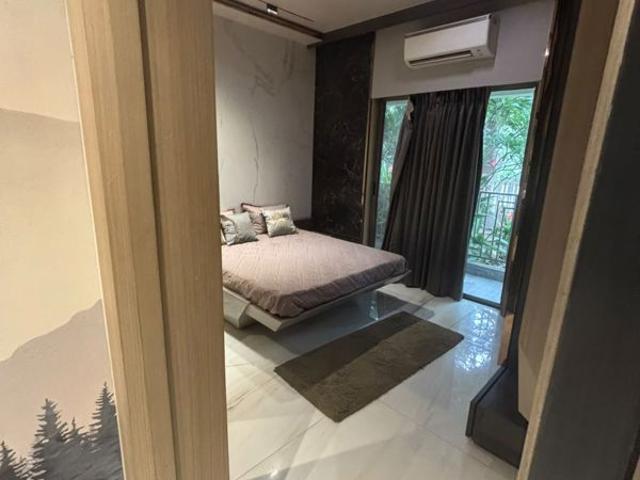Resale | 3 BHK 1049 Sq.Ft. Apartment in Regency Antilia Phase V Avana