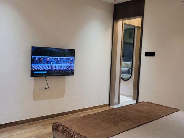 Resale | 3 BHK 1052 Sq.Ft. Apartment in Excellaa Tremont
