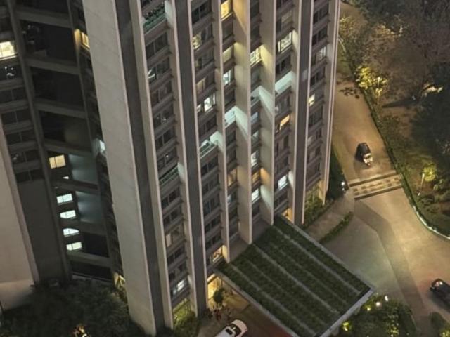 Resale | 3 BHK 1054 Sq.Ft. Apartment in Oberoi Sky City
