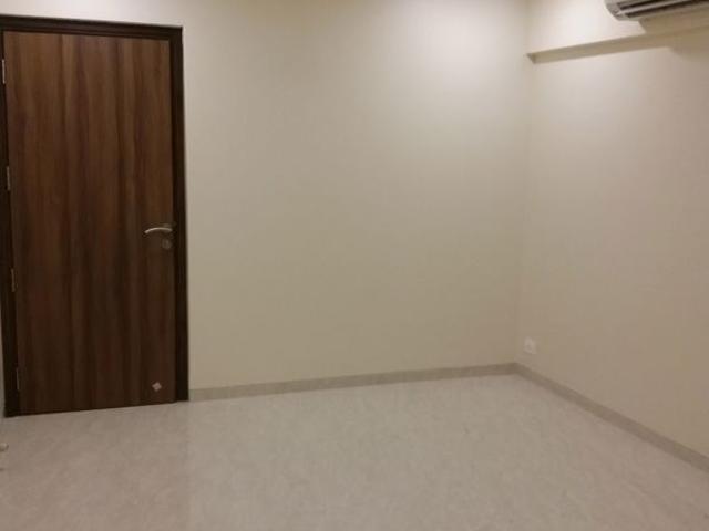 Resale | 3 BHK 1058 Sq.Ft. Apartment in Cosmopolis Tower