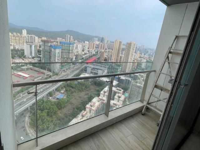 Resale | 3 BHK + 1073 Sq.Ft. Apartment in Oberoi Sky City