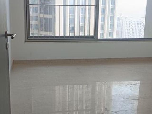 Resale | 3 BHK 1073 Sq.Ft. Apartment in Oberoi Sky City