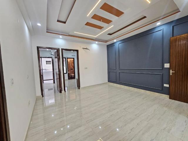 Resale | 3 BHK + 1070 Sq.Ft. Apartment in Paradise Sai World Empire