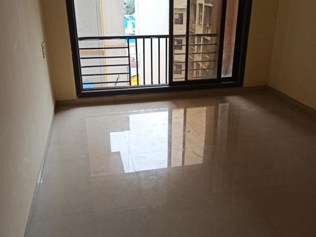 Resale | 3 BHK 1075 Sq.Ft. Apartment in Agarwal Ekta Apartment