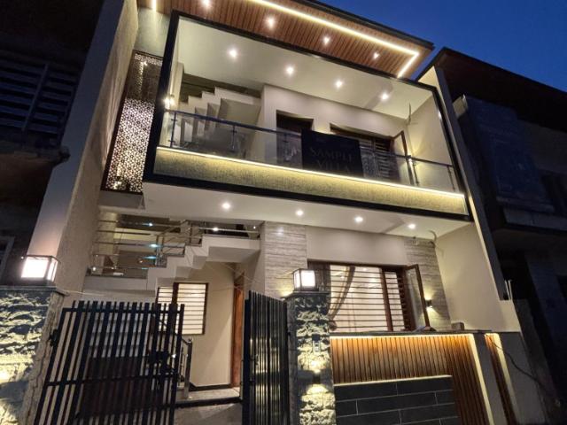 Resale | 3 BHK 107 Sq.Yd. Independent House in Sector 123