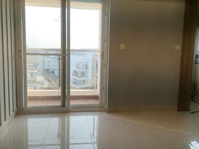 Resale | 3 BHK 1087 Sq.Ft. Apartment in Confident Oxygen