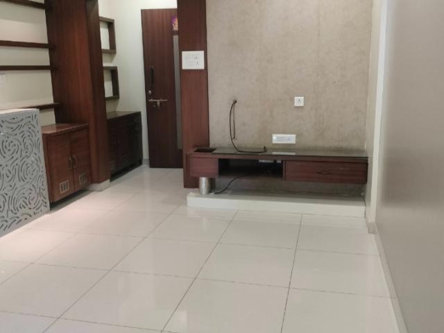 Resale | 3 BHK 1087 Sq.Ft. Apartment in Baner