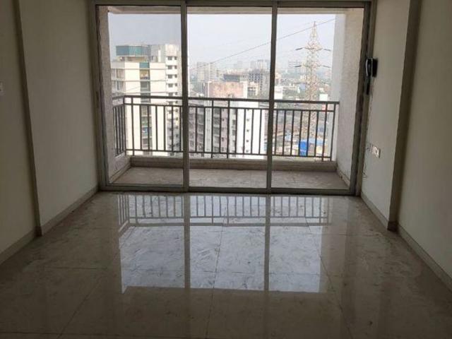 Resale | 3 BHK + 1084 Sq.Ft. Apartment in Godrej Central