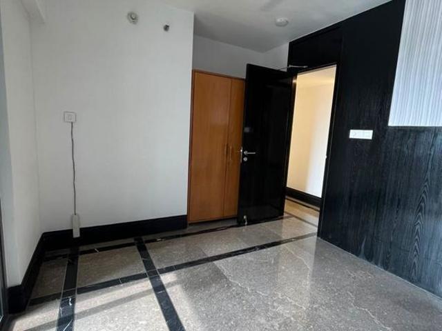 Resale | 3 BHK + 1089 Sq.Ft. Apartment in Lodha NCP Commercial Tower Supremus