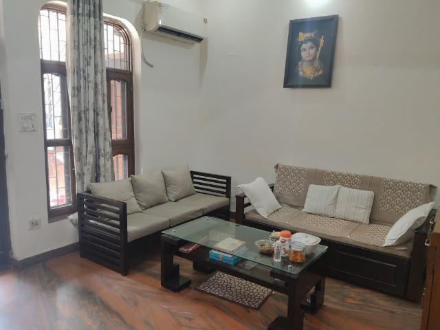 Resale | 3 BHK 108 Sq.Yd. Independent House in Sector 46