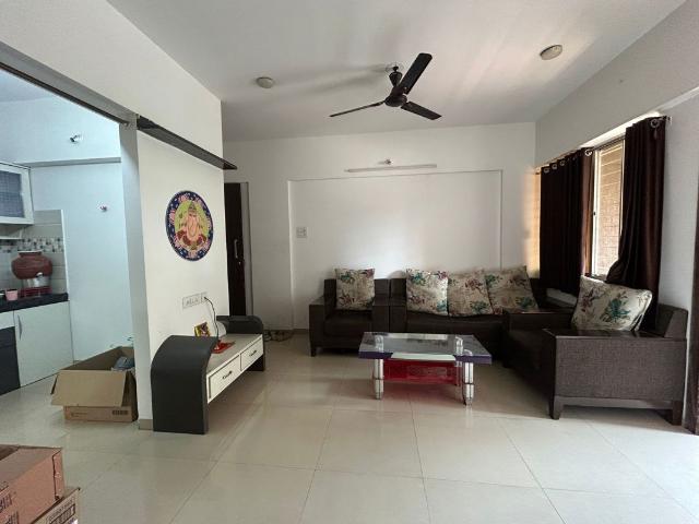Resale | 3 BHK 1093 Sq.Ft. Apartment in Narhe