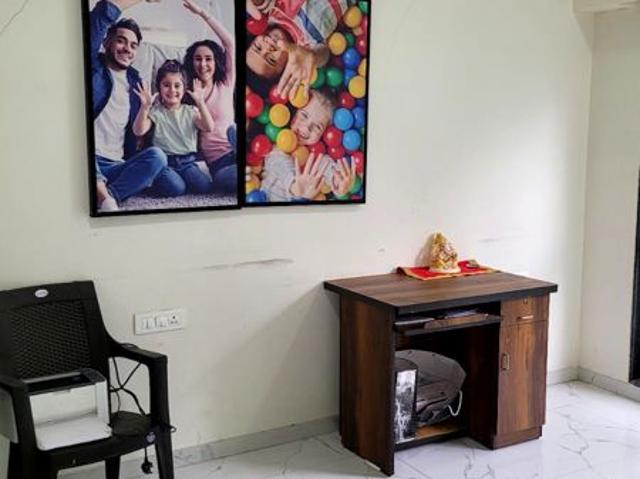 Resale | 3 BHK 1000 Sq.Ft. Apartment in Dream Arihant Niwara Sky