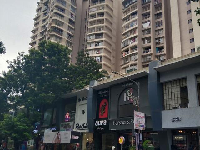 Resale | 3 BHK 1000 Sq.Ft. Apartment in Satra Park