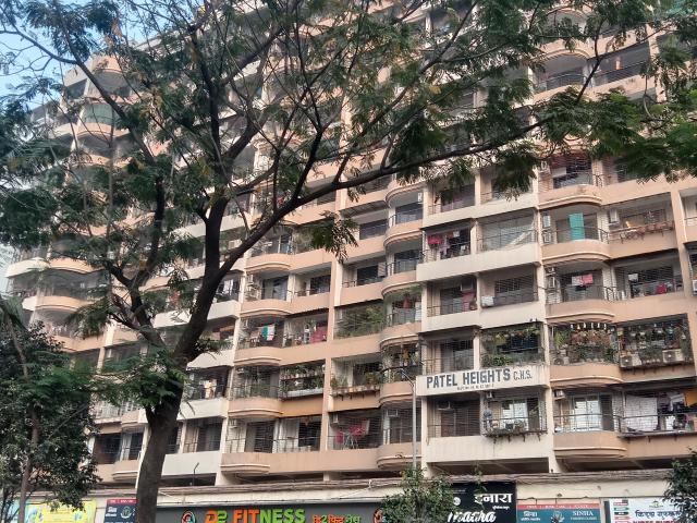 Resale | 3 BHK 1000 Sq.Ft. Apartment in Trishul Patel Heights