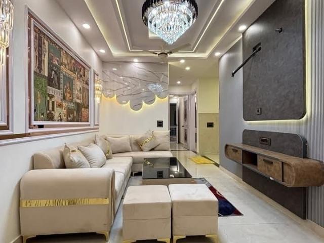 Resale | 3 BHK 1000 Sq.Ft. Apartment in Ultra Luxury Apartment dw
