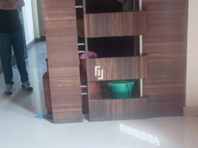 Resale | 3 BHK 100 Sq.Yd. Apartment in Janakpuri