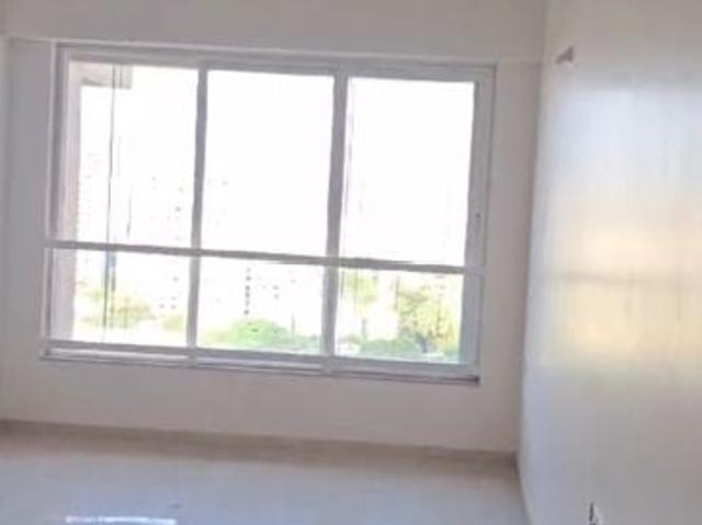 Resale | 3 BHK 1017 Sq.Ft. Apartment in Kalpataru Radiance