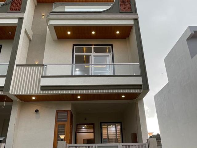 Resale | 3 BHK 101 Sq.Yd. Villa in Vaishali Nagar