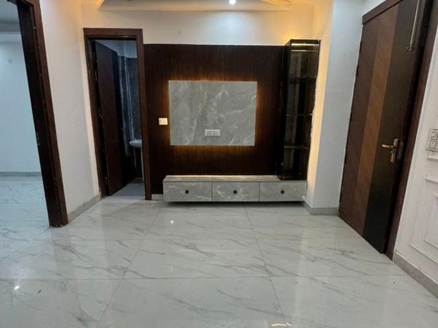 Resale | 3 BHK 1020 Sq.Ft. Apartment in Rajpur Khurd Extension