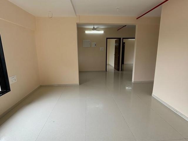Resale | 3 BHK 1022 Sq.Ft. Apartment in Kosmos Express Tower CHS