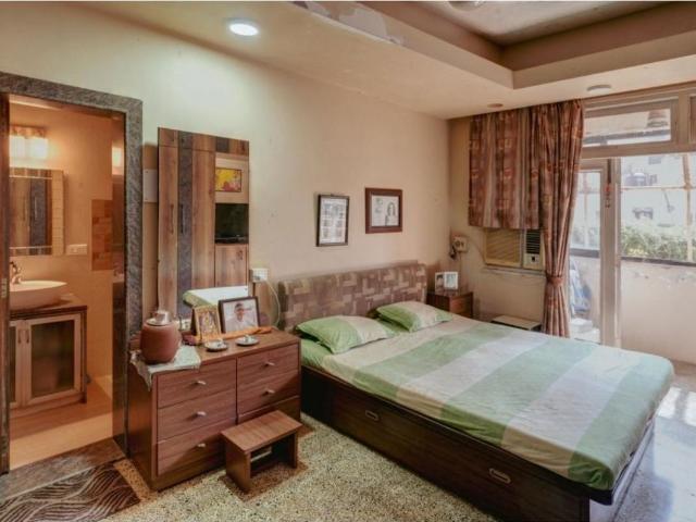 Resale | 3 BHK 1140 Sq.Ft. Apartment in Akruti Kalaya Tower