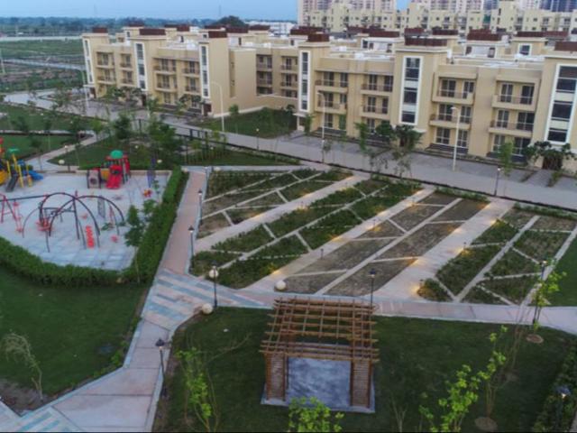 Resale | 3 BHK 1140 Sq.Ft. Apartment in BPTP Parkland Pride