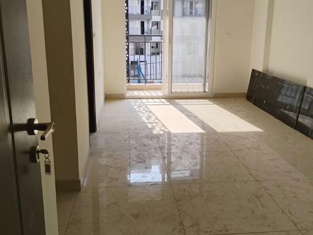 Resale | 3 BHK 1141 Sq.Ft. Apartment in Green Boulevard