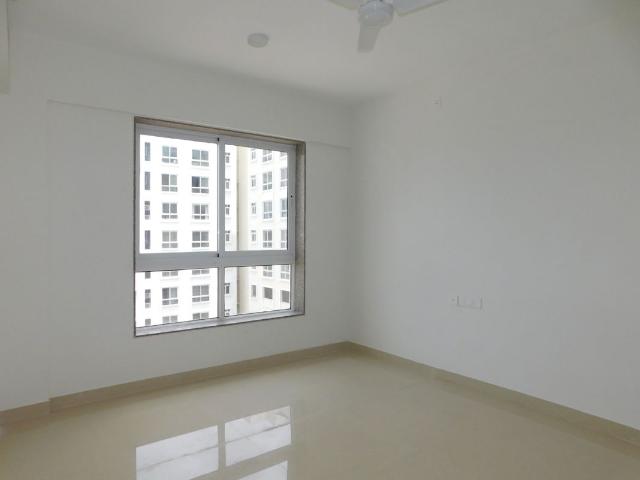 Resale | 3 BHK + 1144 Sq.Ft. Apartment in Orient Regency