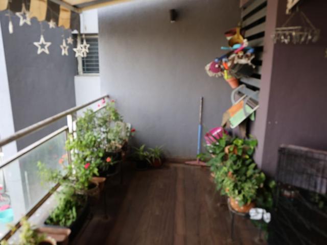 Resale | 3 BHK + 1150 Sq.Ft. Apartment in Alcon Signare