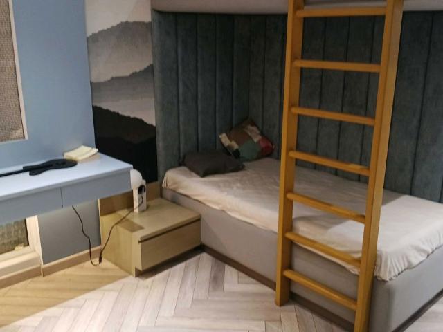 Resale | 3 BHK + 1150 Sq.Ft. Apartment in Marathon Monte South