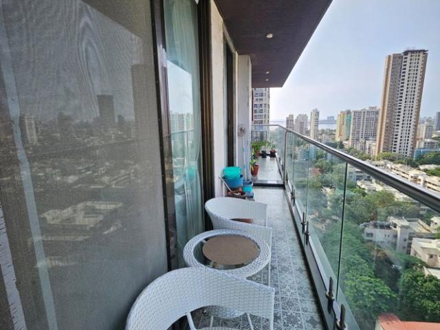 Resale | 3 BHK 1150 Sq.Ft. Apartment in Sanghvi Aaditya Elegance