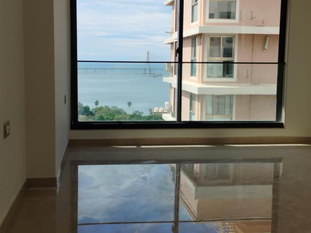 Resale | 3 BHK 1150 Sq.Ft. Apartment in Park Residences