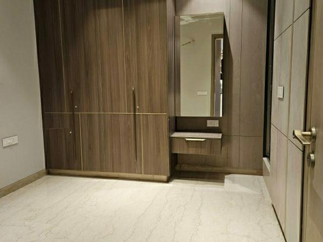 Resale | 3 BHK 1150 Sq.Ft. Apartment in Rajouri Garden