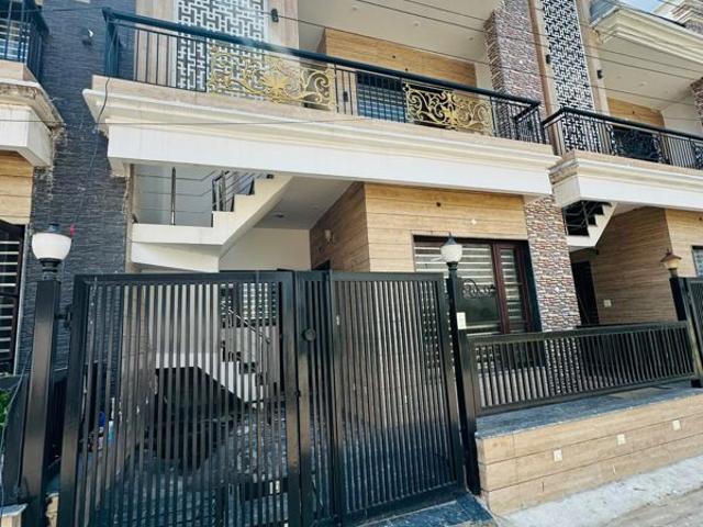 Resale | 3 BHK + 115 Sq.Yd. Independent House in Kharar Road
