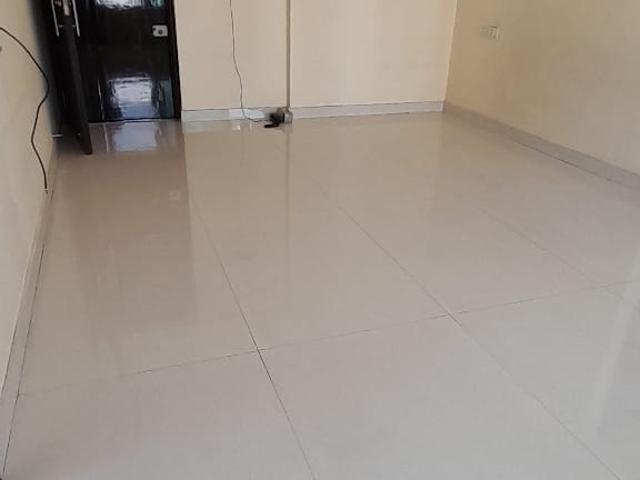 Resale | 3 BHK 1160 Sq.Ft. Apartment in Galaxy Heights