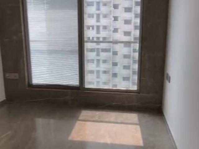 Resale | 3 BHK 1174 Sq.Ft. Apartment in Laxmi Raajvilas
