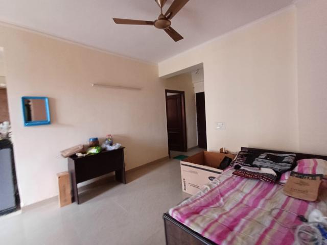 Resale | 3 BHK 1175 Sq.Ft. Apartment in High End Paradise II