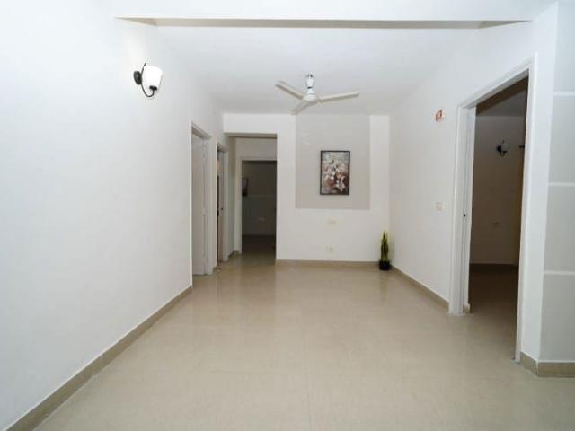Resale | 3 BHK 1184 Sq.Ft. Apartment in Sare Crescent Parc