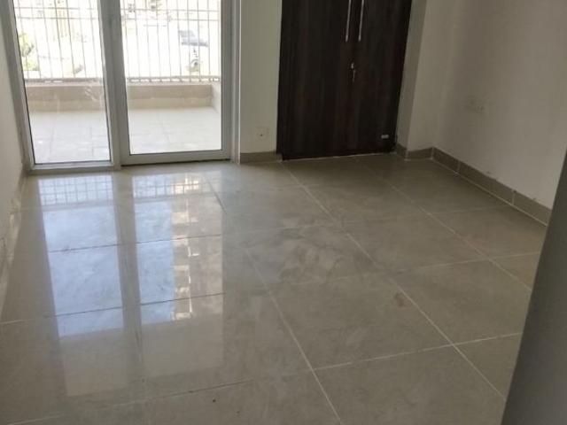 Resale | 3 BHK + 1185 Sq.Ft. Apartment in Gaurs Siddhartham