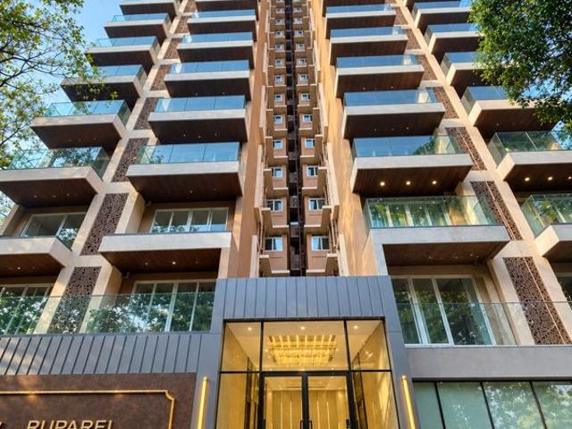 Resale | 3 BHK 1185 Sq.Ft. Apartment in Ruparel Panache