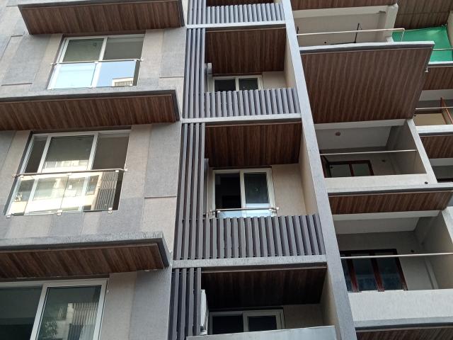 Resale | 3 BHK 1186 Sq.Ft. Apartment in Acharat Baug