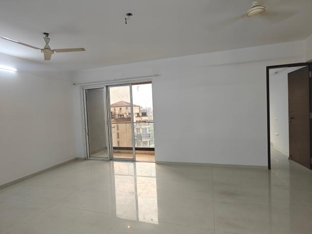 Resale | 3 BHK 1190 Sq.Ft. Apartment in Akshar Alvario