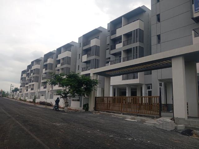 Resale | 3 BHK 1190 Sq.Ft. Apartment in KBR Prime