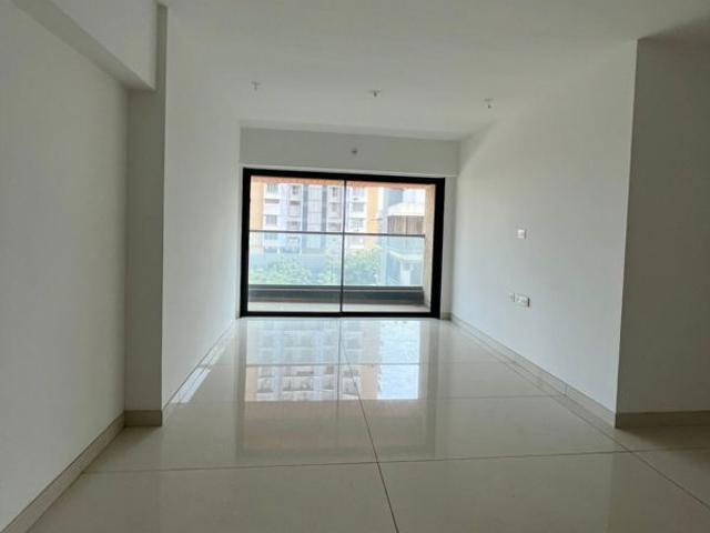 Resale | 3 BHK 1196 Sq.Ft. Apartment in Arkade Crown