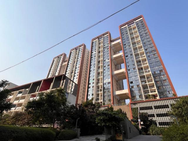 Resale | 3 BHK + 1199 Sq.Ft. Apartment in Duville Riverdale Heights